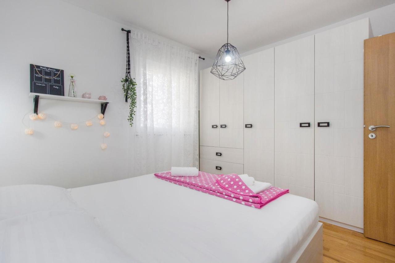 שיבניק Apartment Sea View מראה חיצוני תמונה